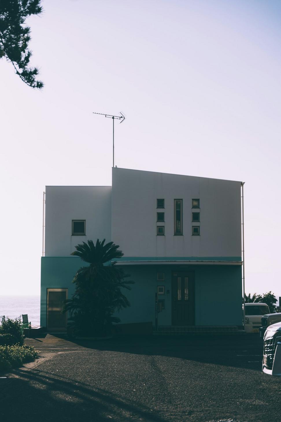 Lakeview Residence
